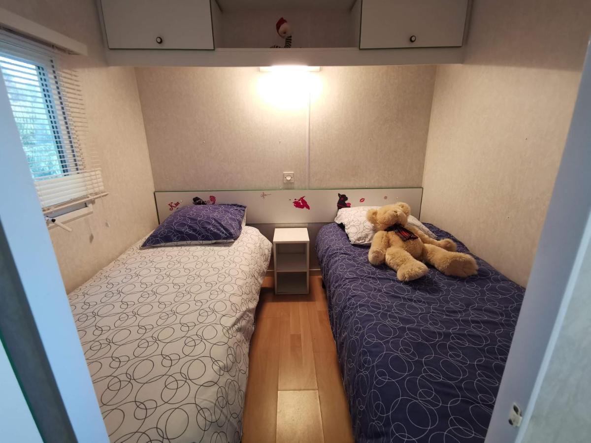 Mobile Home At La Petite Lande Thiviers 外观 照片