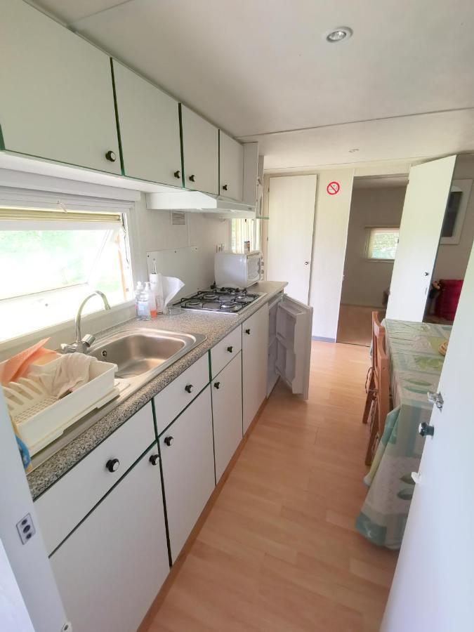 Mobile Home At La Petite Lande Thiviers 外观 照片