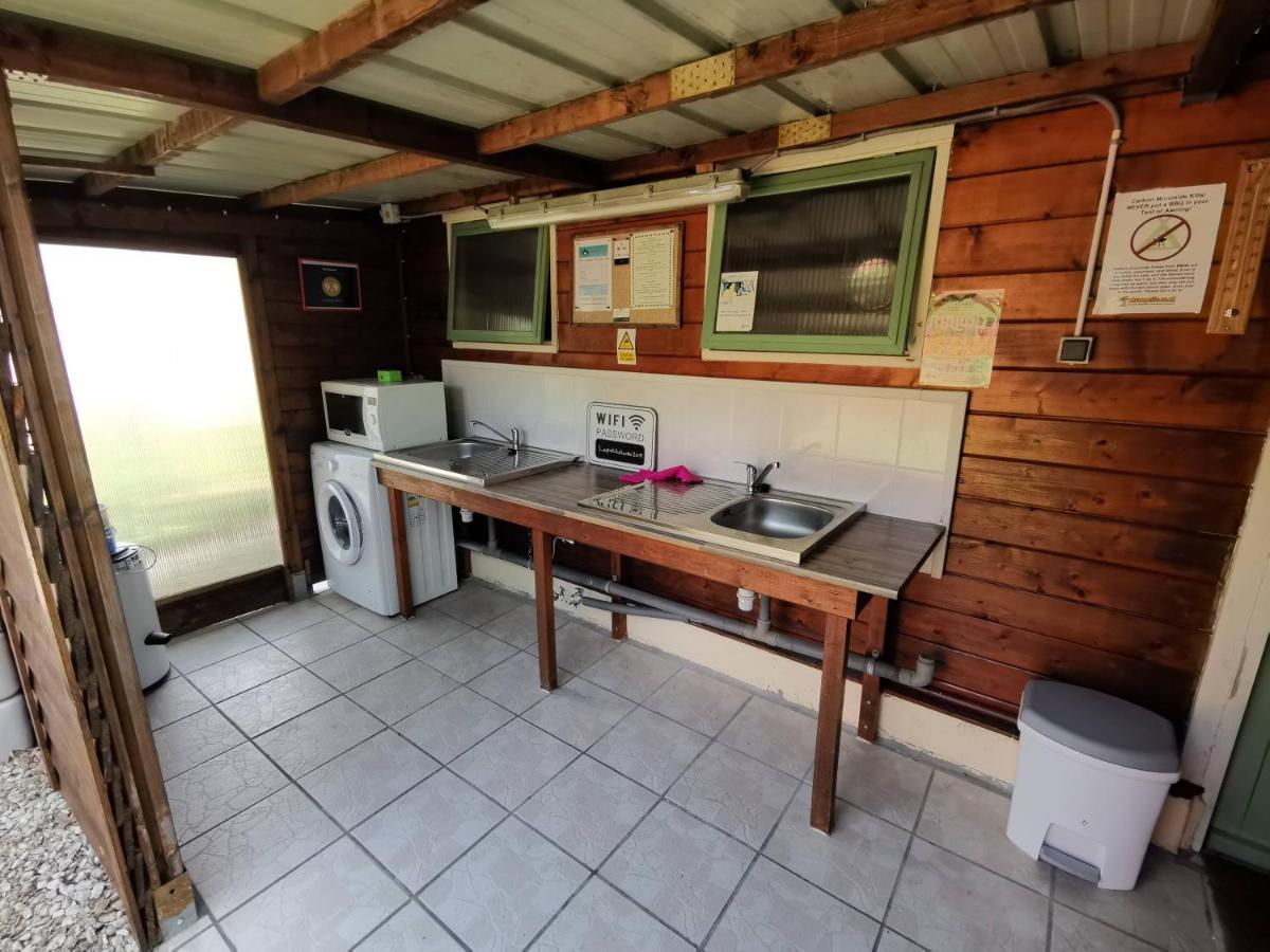 Mobile Home At La Petite Lande Thiviers 外观 照片