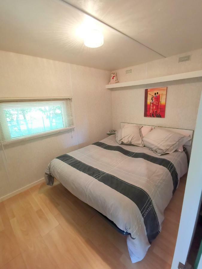 Mobile Home At La Petite Lande Thiviers 外观 照片