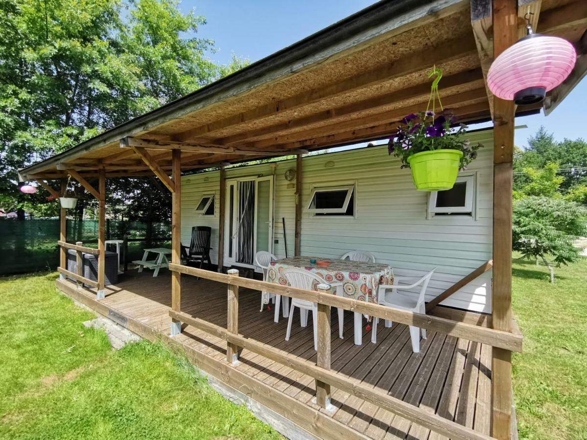 Mobile Home At La Petite Lande Thiviers 外观 照片